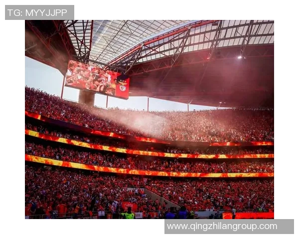 今日趣图：世一卫力劈华山展现十佳球实力曾效力凯尔特人风采依旧